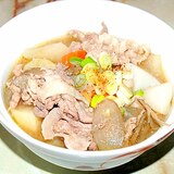 夏こそ熱い豚汁で！野菜たっぷり！豚コマ肉の豚汁♪